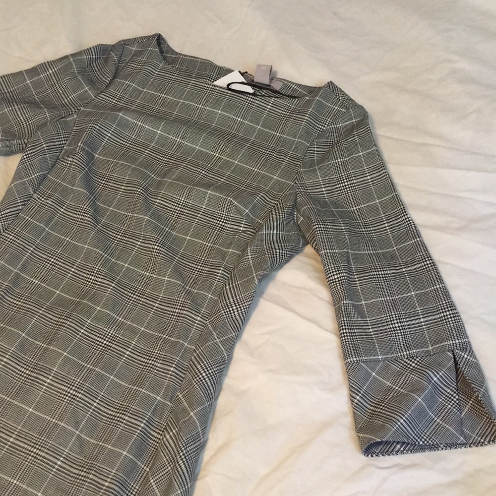 NWT 🍒 Plaid A-line dress